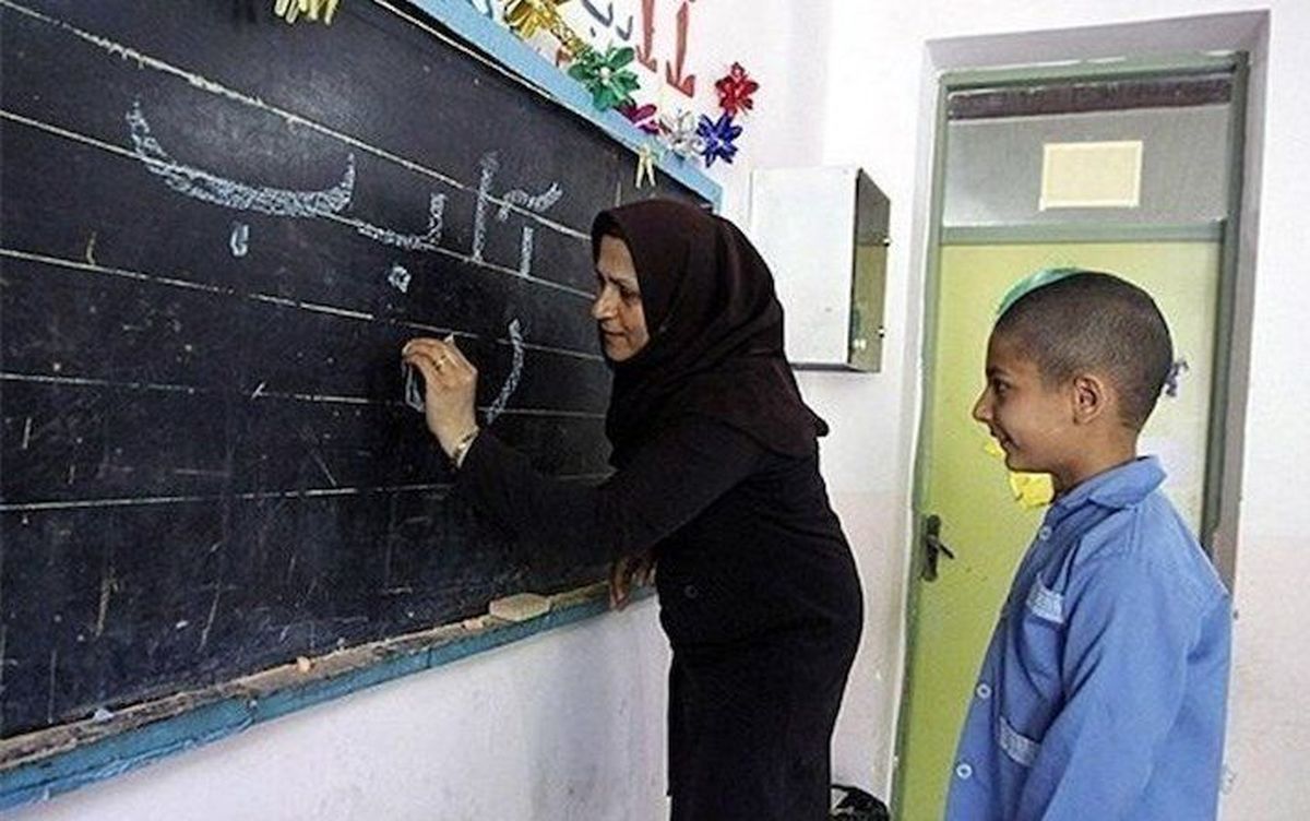 معلمان از روز اول ورود به کلاس درس، رتبه بندی خواهند شد