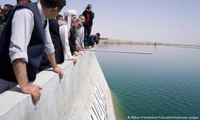 طالبان حقابه هیرمند را به مزارع کشت موادمخدر سرازیر کرده است