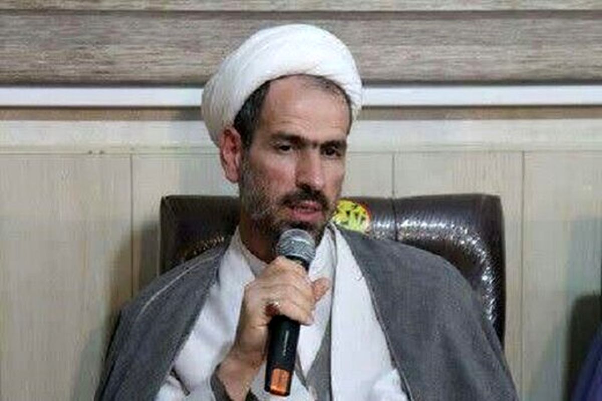 بی‌حجاب‌ هایی که شال و روسری ندارند، بهایی هستند/ آنها برای رژیم صهیونیستی جاسوسی می‌کنند/ نهادهای امنیتی باید ورود کنند