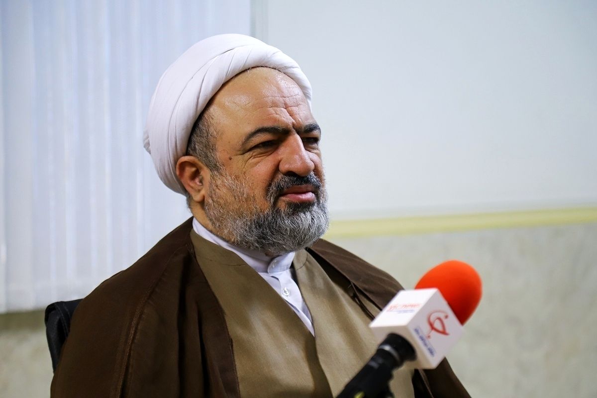 اگر خودتان قبول داشتید مجلس انقلابی است چرا دو سوم نمایندگان را در لیست خودتان نگذاشتید؟/ ویدئو