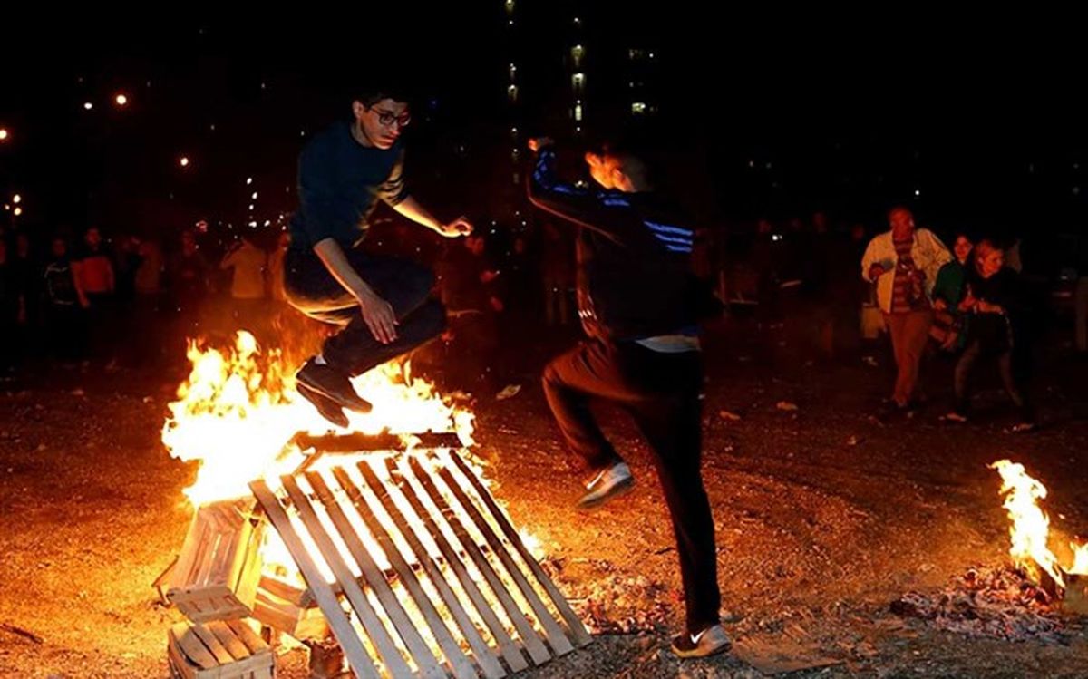 چهارشنبه سوری امسال دقیقا کدام شب است!/ اشتباه نگیرید
