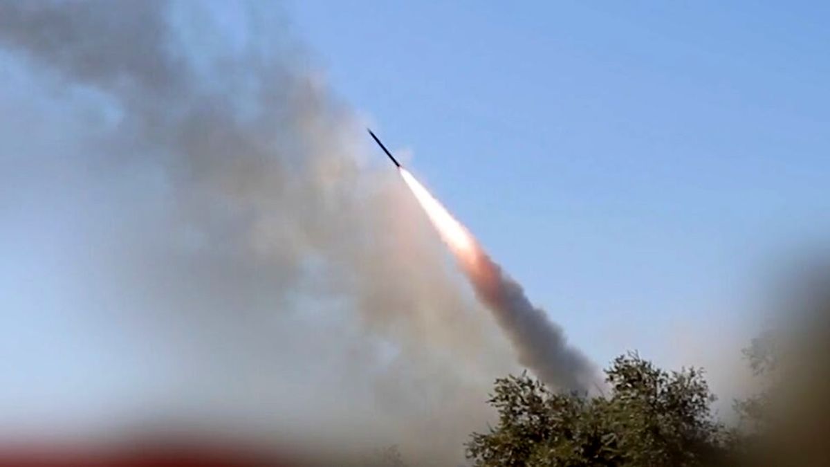 امارات دوباره هشدار حمله موشکی صادر کرد/ اخبار تایید نشده از وقوع چند انفجار در بندر فجیره یا جبل علی امارات