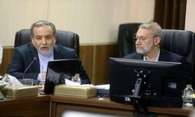 مذاکره‌کننده اصلی با آمریکا کیست، لاریجانی یا عراقچی؟

