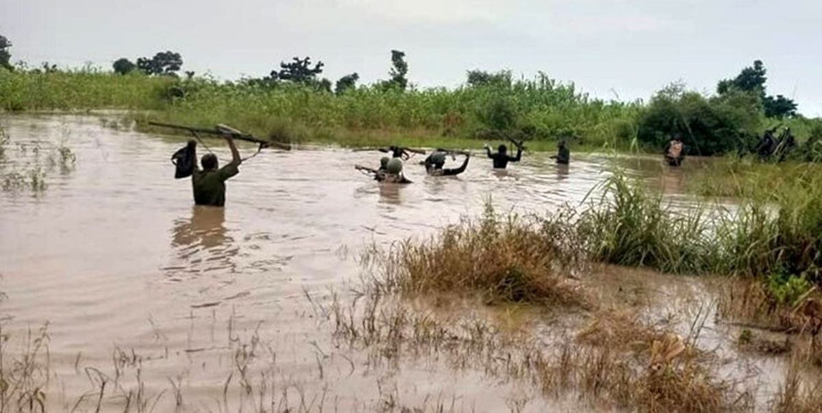 ۱۰۰ تروریست داعشی در نیجریه در رودخانه غرق شدند

