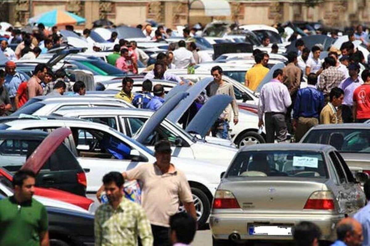 کاهش قیمت‌ها در بازار خودرو تداوم دارد/ پراید به زیر ۲۰۰ میلیون تومان بازگشت