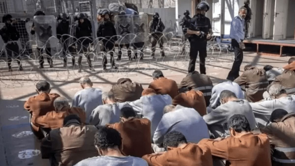 شکنجه و تجاوز جنسی وحشیانه به یک خبرنگار فلسطینی با سگ

