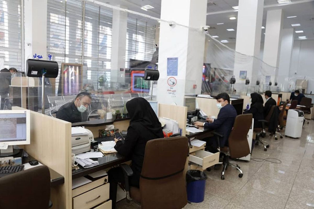 پرداخت ١٨ هزار فقره وام بدون ضامن توسط بانک صادرات ایران

