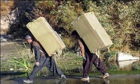 صدور دفترچه کولبری برای سازماندهی کولبران