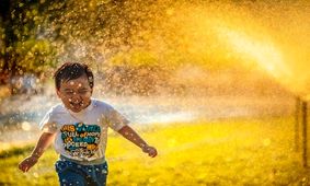 چگونه خوشحال باشیم؟/ ۴ عادت هفتگی برای خوشحال بودن