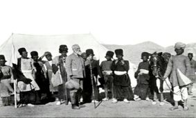دو جاسوس مهم انگلیس در ایران را بشناسید/ یکی با سحر و شعبده ادعای اجتهاد کرد و نفت را نجس اعلام نمود و دیگری با شمایل یک درویش، صاحب کرامت شد