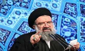 سیداحمد خاتمی: نگفتم نماز جمعه خلوت شده است/برای دو خطبه نماز، 20 ساعت وقت می‌گذارم/نماز جمعه را به امام جمعه گره نزنیم