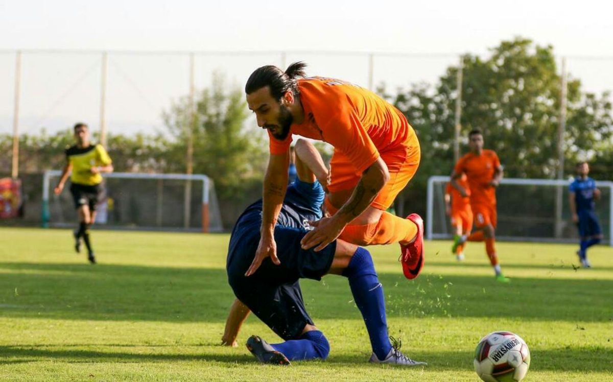 مغضوب استقلال، گرت بیل یحیی!