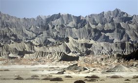 قدم زدن بر سیاره مریخ در جنوب ایران + تصاویر