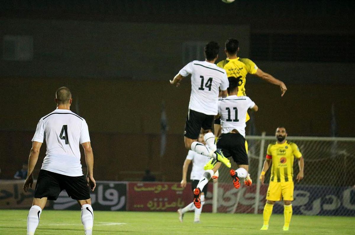 سپاهان برد و صدرنشین شد