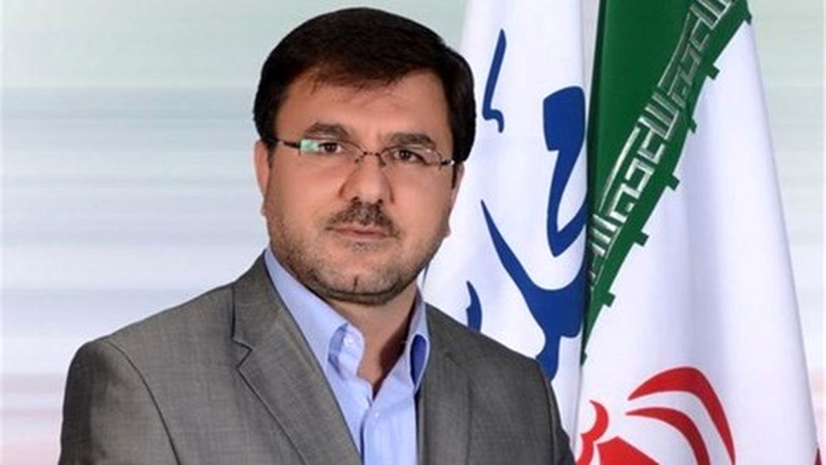 عضو هیات رئیسه مجلس به پناهیان:چرا از روی منبر مجلس را به ناسزا و فحش می بندید؟/منظورتان از شفافیت، بگیر و ببند است