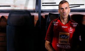 سیدجلال مصدوم شد و با پرسپولیس تمرین نکرد/ حضور کاپیتان در دربی در ابهام