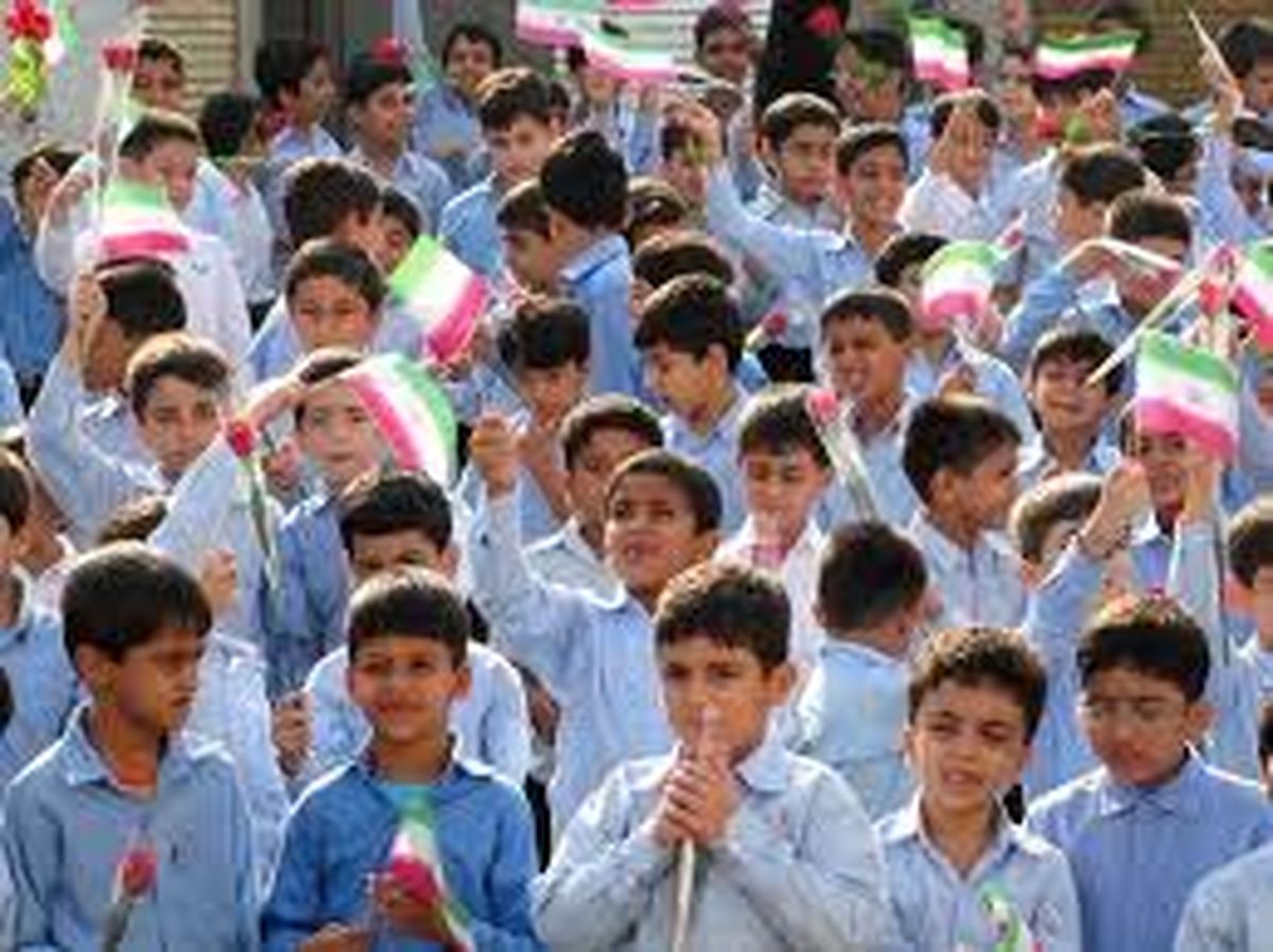 374هزار دانش‌آموز کمیته امداد، آغاز سال تحصیلی را جشن گرفتند