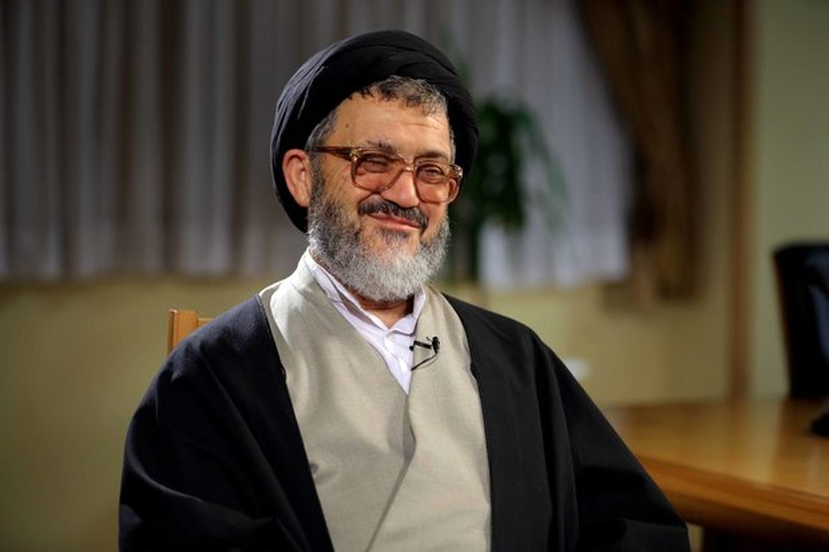 فساد در جمهوری اسلامی یعنی موریانه! / در مبارزه با فساد نباید افراط و تفریط کرد