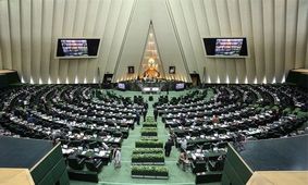 دیوانعالی کشور، مجازات شلاق و تبعید علیه نماینده مجلس را نقض کرد / رابطه نامشروع صورت نگرفته