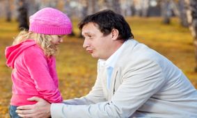 آموزش عذرخواهی کردن به بچه
