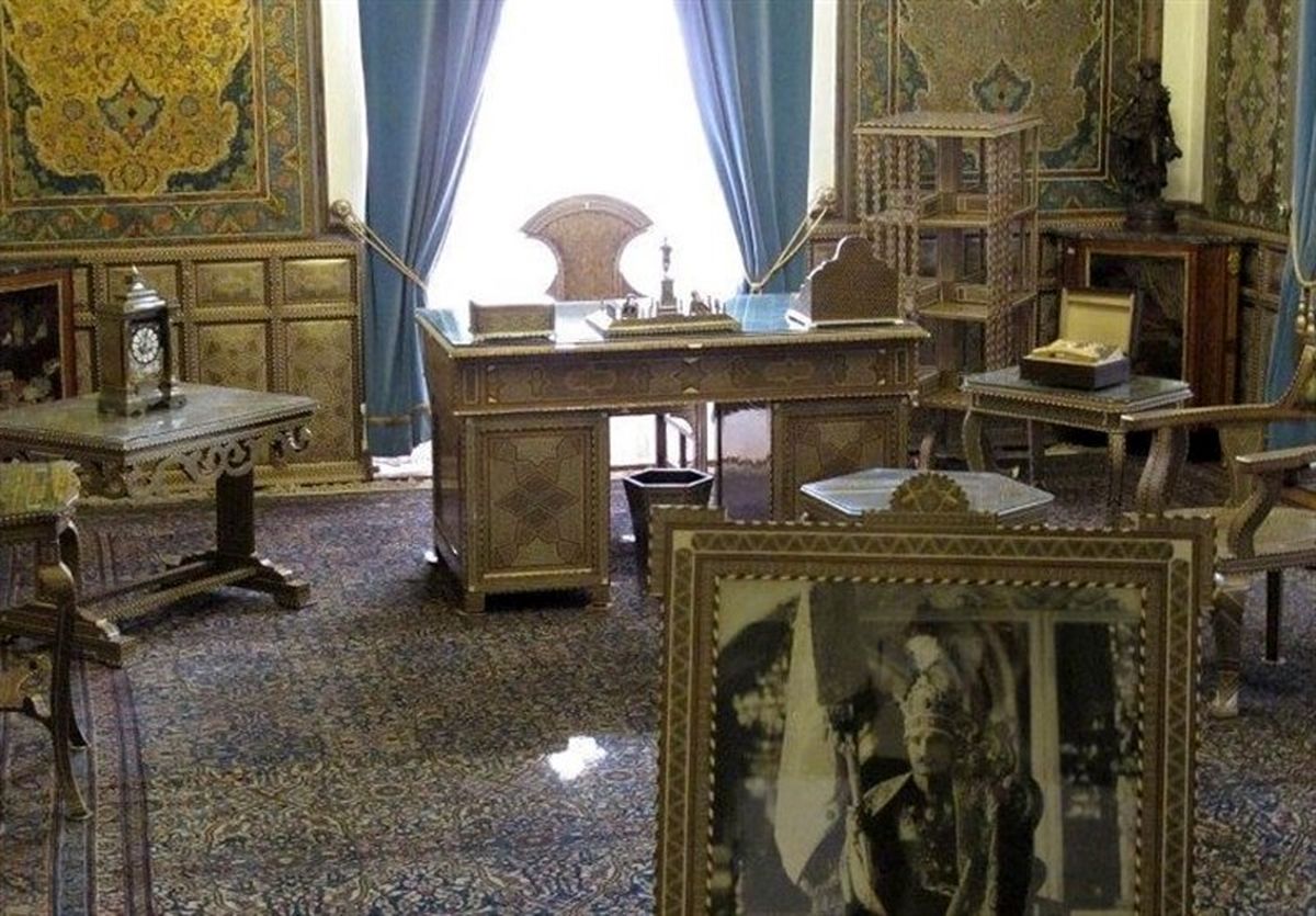 کاخ‌های سعدآباد و نیاوران اموال خاندان پهلوی نیست که به بنیاد مستضعفان واگذار شود