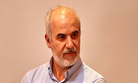 خوش‌خبر: با تیم‌های داخلی بازی نمی‌کنیم