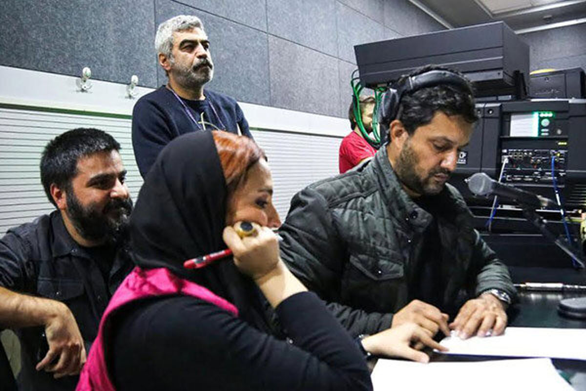 نابینایان به تماشای «جهان با من برقص» نشستند/ اجرای حامد بهداد
