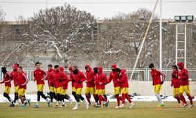 تراکتور زیر برف برای پرسپولیس استارت زد