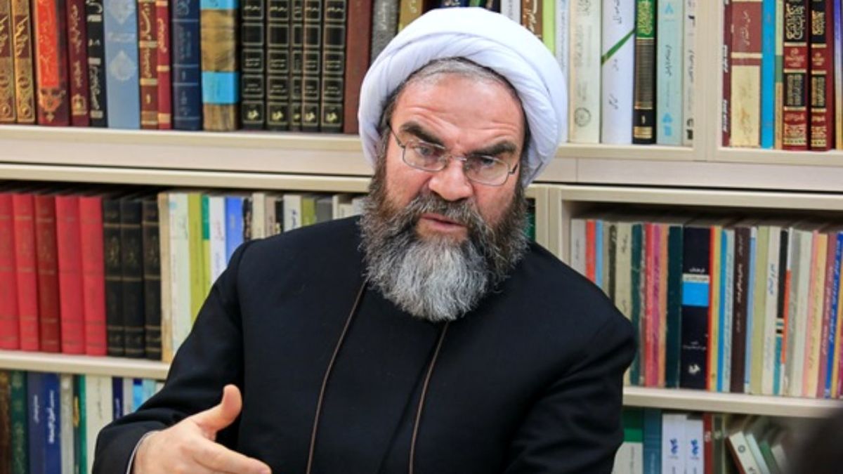 آتش زدن کتاب پزشکی توسط مدعی طب اسلامی مساله تضاد علم و دین را تایید و تثبیت کرد