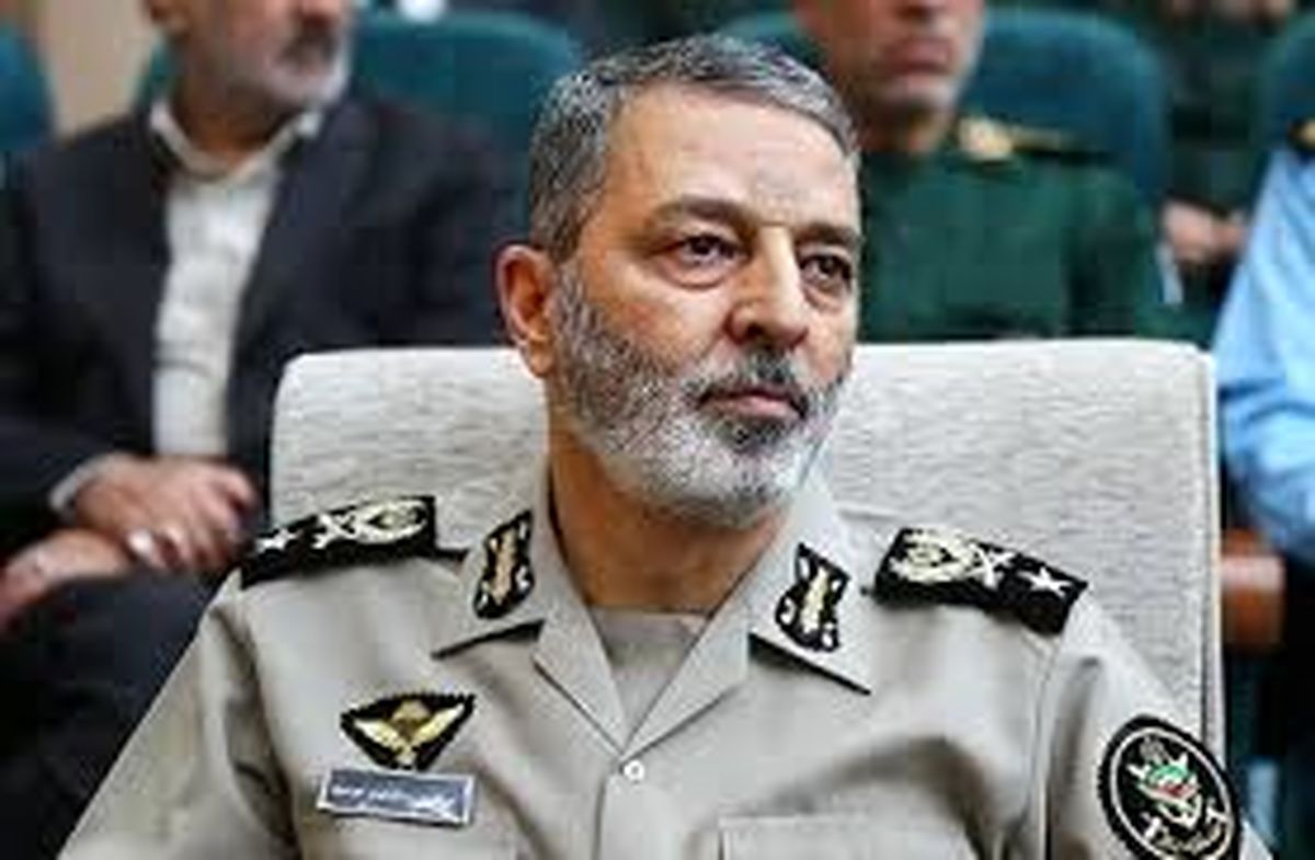 پیام فرمانده کل ارتش در آستانه چهل و یکمین سالگرد پیروزی انقلاب اسلامی