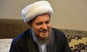 شلاق برای توهین‌کنندگان به طبیبِ کتاب‌سوز