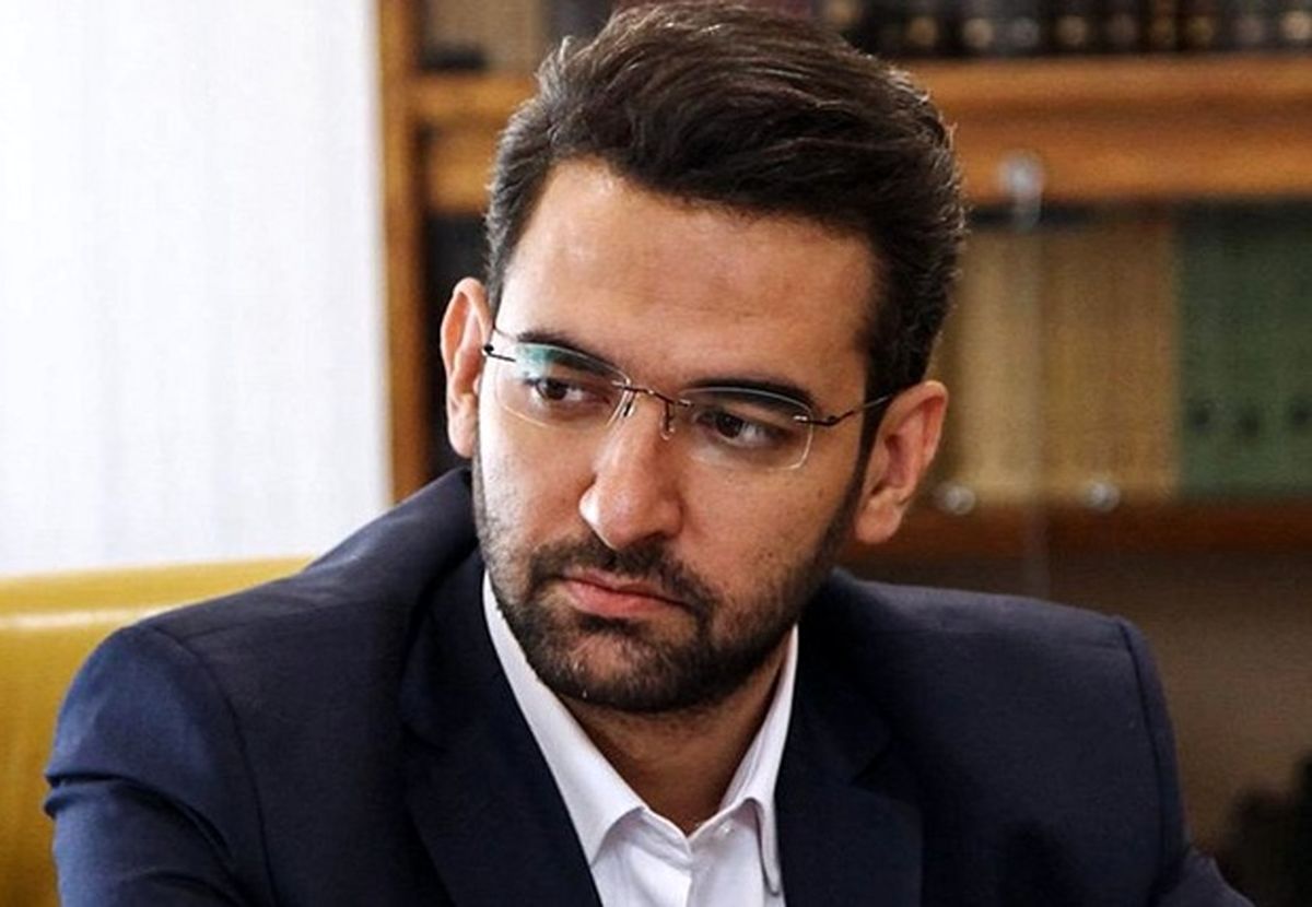 آذری جهرمی خبر داد: راه‌اندازی «مرکز توسعه نوآوری هوش مصنوعی ایران» در هفته آینده