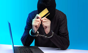 دستگیری کلاهبردار اینترنتی با ترفند همسریابی