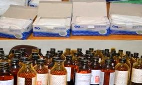 قیمت الکل در بازار سیاه ۵ برابر قیمت رسمی/ فروش ماسک در فروشگاه‌ها و منع توزیع در داروخانه‌ها