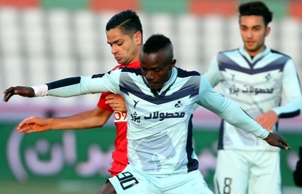 ستاره لیگ پرسپولیسی شدنش را تکذیب نکرد!