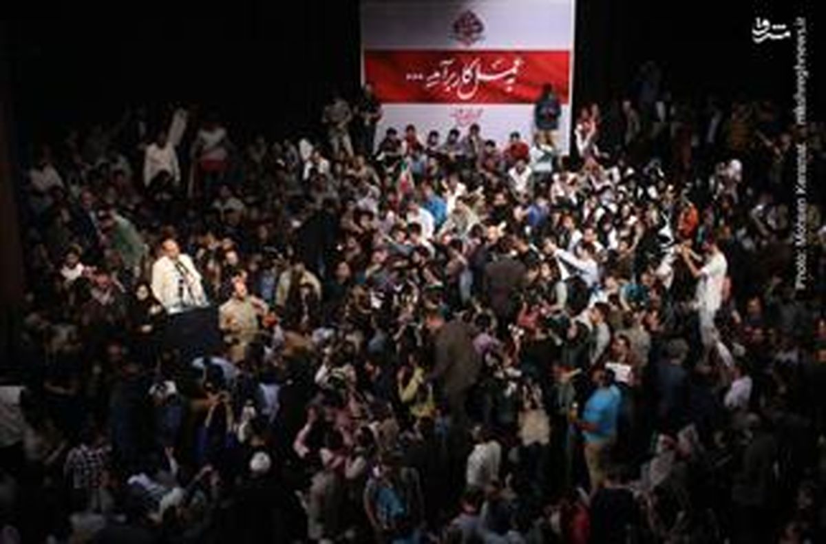 کسی که می‌گوید مشکلات کشور ۱۰۰ ساله هم حل نمی‌شود بداند که مردم نه صبر ایوب دارند و نه عمر نوح