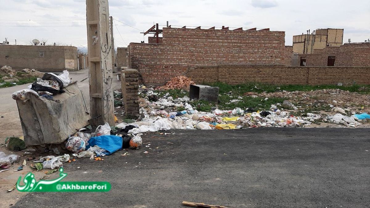 جمع شدن زباله و عدم رسیدگی شهرداری به شهرک آناخاتون تبریز + تصویر
