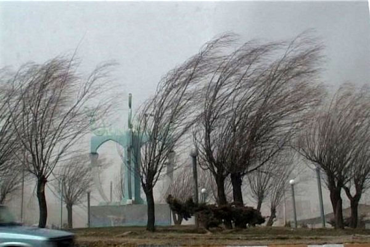 گرد و غبار چهارمحال و بختیاری را فرا می گیرد