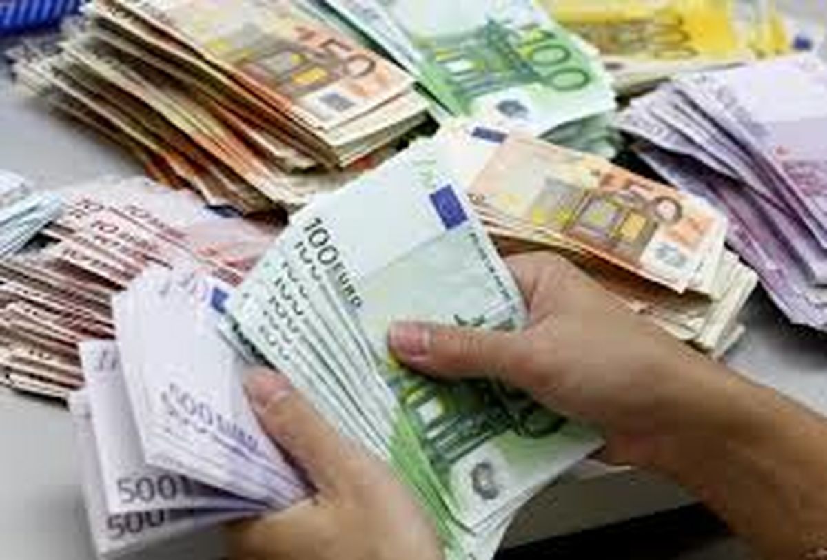 اسکناس منسوخ می‌شود