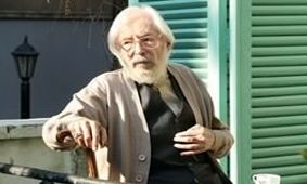 جمشید مشایخی در بیمارستان بستری شد