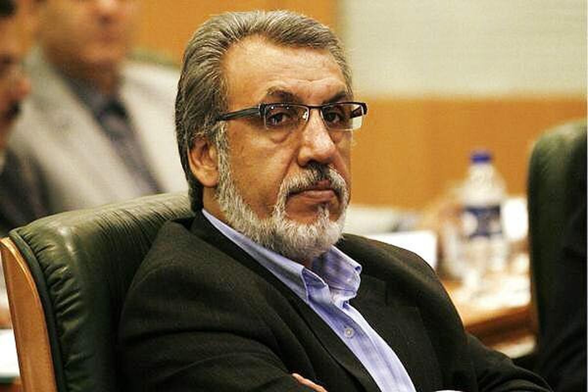 چرا اینترپل محمود خاوری را دستگیر نمی‌کند؟
