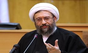 مردم کسی را انتخاب کنند که دشمن از انتخابش شاد نشود/باید با دقت در رفتار و گفتار نامزدها و اطرافیانشان ببینیم که کدام یک تقوای بیشتری دارد