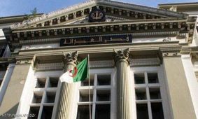 دو نخست وزیر پیشین الجزایر به ۱۰ سال حبس محکوم شدند