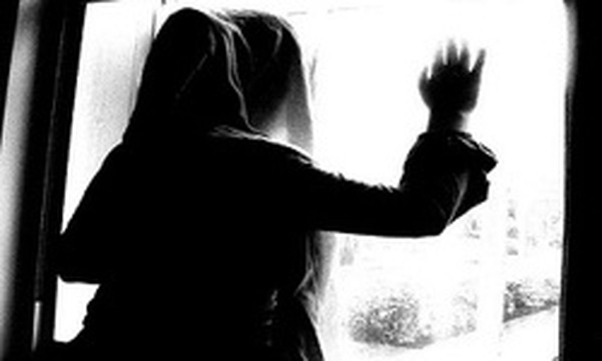 عاقبت تلخ دوستی اینترنتی زن متاهل با پسر جوان مشهدی