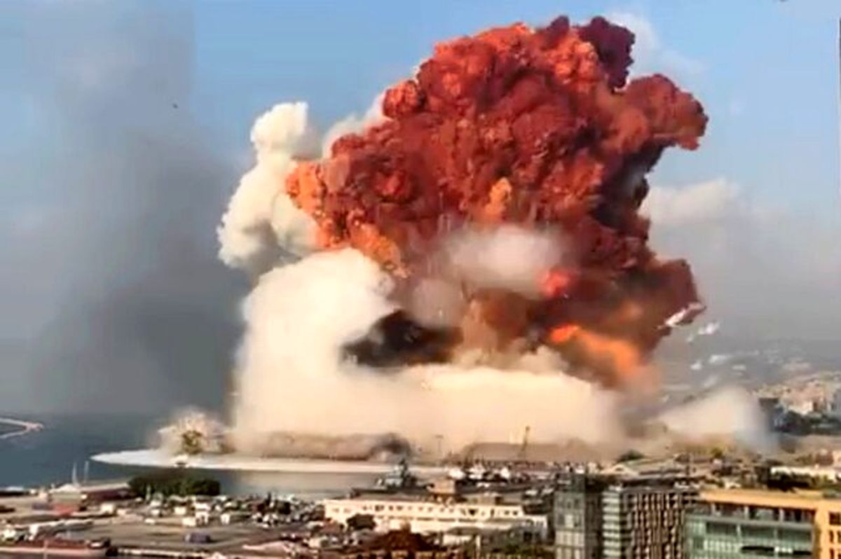 بیروت در آتش و شعر