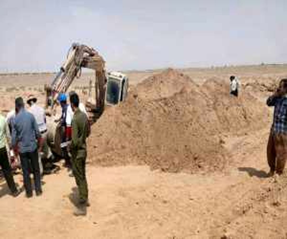 زنده به گور شدن ۲ جوان در زیر شن و ماسه در بافق