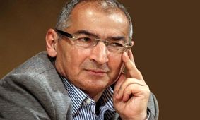 صادق زیباکلام: هیچ باوری به فسادستیزی احمد توکلی ندارم