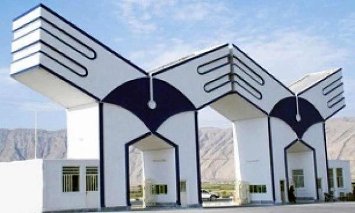 حمایت ۱۵۶ نماینده مجلس از اقدامات ولایتی در دانشگاه آزاد