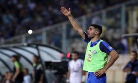 علی کریمی در استقلال ماندنی شد