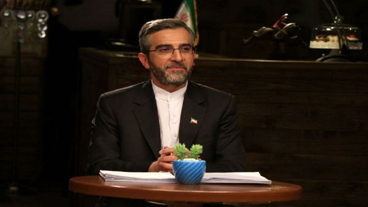 تحویل اسامی ۴۶ نفر از مقامات آمریکایی برای تعقیب قضایی به دادستانی تهران/ فهرست اسامی